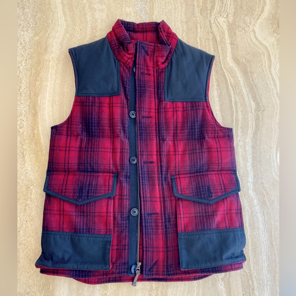 Eddie Bauer Men’s Down Vest Size Small